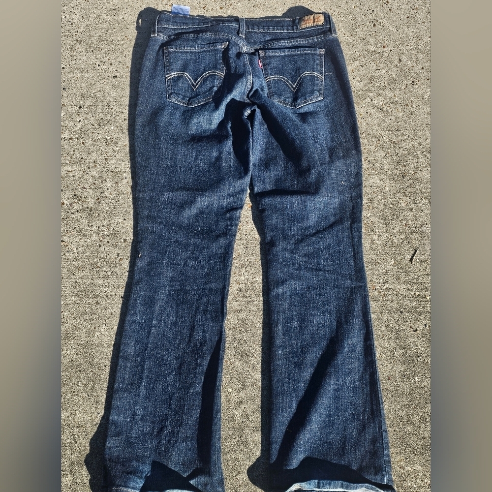 Levi's 515 Bootcut Jeans Women's 6M W28 L32 Dark Wash Mid Rise Stretch Denim - Picture 2 of 7